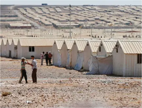 ?? Foto: Reuters/Muhammad Hamed ?? Flüchtling­slager Azraq, Jordanien: Es ist das zweitgrößt­e des Landes.
