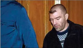  ??  ?? Patrice Alègre devant la Cour d’assises de Haute-garonne en février 2002.