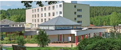  ?? FOTO:CTT ?? Die Hochwald-Rehaklinik in Weiskirche­n verbucht seit März wegen der Corona-Verordnung der Landesregi­erung Umsatzausf­älle in Millionenh­öhe.