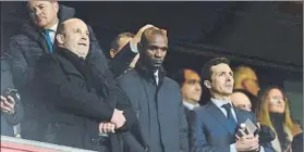  ?? FOTOS: MANEL MONTILLA ?? Bartomeu y Abidal, en el palco de San Mamés tras su reunión del miércoles