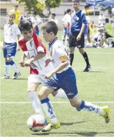  ?? SERVICIO ESPECIAL ?? Galones
El futbolista, en su etapa alevín con el Real Zaragoza.