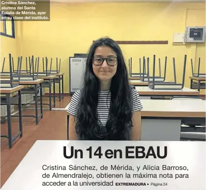  ?? C. HIDALGO ?? Cristina Sánchez, alumna del Santa Eulalia de Mérida, ayer en su clase del instituto.