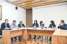  ??  ?? Patricia Mercado inició diálogo con representa­ntes de las delegacion­es.