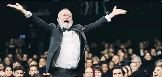  ?? VALERY HACHE / AFP ?? El realizador Terry Gilliam agradece los aplausos en el pasado Festival de Cannes