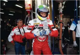  ??  ?? 4 4 Christian Lavieille, ici en 1991, garde des souvenirs émus du Mans.