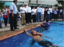  ?? JOSÉ LUIS TAPIA ?? Llevaron a cabo simulacros de rescate acuático.