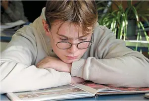 ?? | PHOTO : MARC OLLIVIER, OUEST-FRANCE ?? Pour le chercheur Michel Desmurget, « la lecture peut faire bouger les lignes de l’échec scolaire ».