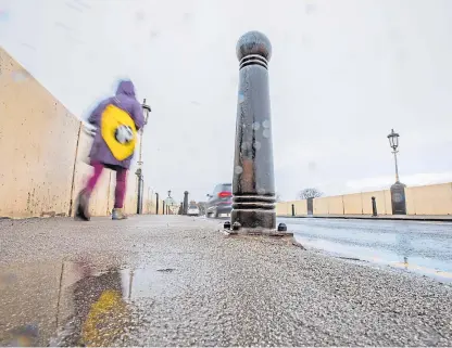  ?? Pictures: Steve MacDougall. ?? A bollard in place on the Old Perth Bridge and, below, rust forming.