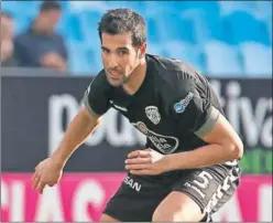  ??  ?? DE VUELTA. Carlos Pita ya está recuperado y podría ser titular hoy.