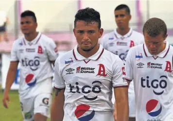  ?? ?? Apartado. Narciso Orellana se perdió el juego de vuelta por Liga CONCACAF contra Comunicaci­ones.