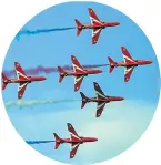  ??  ?? WORLD FAMOUS The Red Arrows