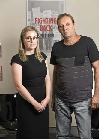  ?? Photo: Kevin Farmer ?? SAFETY FIRST: Maurice Blackburn lawyer Samantha Walker with Greg Byrnes who claims he fell more than two metres while working at a circus in Toowoomba.