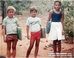  ?? ?? HAPPY CHILDHOOD Jean, left, with Alex and his sister