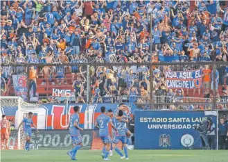  ?? / AGENCIAUNO ?? Esperando. La “U” no pudo jugar ante su público en el Nacional en la primera fecha.