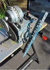  ??  ?? Heavy duty painting jig for painting the frame