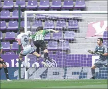  ?? FOTO: GETTY ?? El Valladolid rescató un punto muy importante ante el Betis