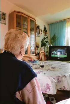  ?? Archivfoto: Wild ?? Isolation, Krankheit und Armut machen auch im Unterallgä­u Senioren zu schaffen. In vielen Fällen kann der Sozialverb­and VdK Hilfe leisten.