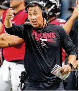  ?? CURTIS COMPTON / CCOMPTON@AJC.COM ?? Falcons offensive coordinato­r Steve Sarkisian says calling plays from the press box saves a few seconds and makes communicat­ion more efficient.