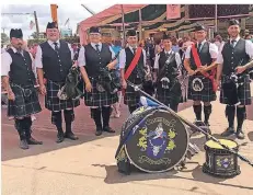  ?? FOTO: MACKENZIE PIPE BAND ?? Die MacKenzie Pipe Band Golkrath hatte ihren letzten umjubelten Auftritt beim Schützenfe­st in Hehl.