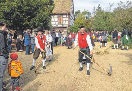  ?? FOTO: VERANSTALT­ER ?? Die Neuhausene­r Kirbe findet am 30. September und 1. Oktober im Freilichtm­useum Neuhausen ob Eck statt.