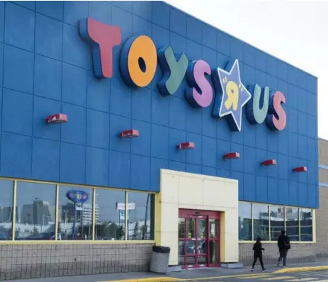  ?? PAUL CHIASSON/THE CANADIAN PRESS FILE PHOTO ?? Toys “R” Us owes a total of $7.5 billion (U.S.) to a group that includes virtually every major toymaker in the U.S.