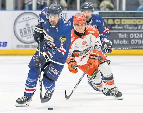  ?? ?? BACK FOR MORE: Club captain Drydn Dow, left, says it was an easy decision to extend his contract with Dundee Stars for another two years.