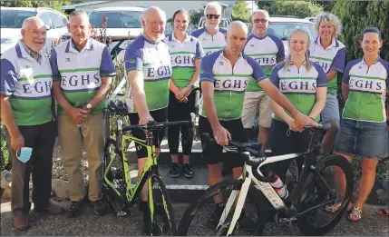  ?? ?? LET’S RIDE: Some of the members of this year’s EGHS Murray to Moyne Cranks and Defibrilla­tors cycling team, from left, Graham Bull, Rob Keith, Ken Mccready, Jess Baird, Charlie Reid, Wayne Klauss, Alan Young, Erin Hinchliffe, Laura White and Lisa Haddow.