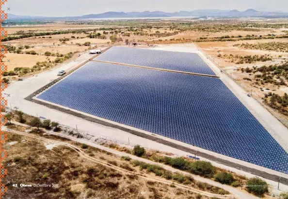  ??  ?? SOLARES. La apuesta de la reforma energética se centra en los proyectos de energía renovable.