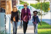  ?? BETH DUBBER — BLEECKER STREET VIA AP ?? This image released by Bleecker Street shows Amanda Seyfried, from left, Shirley MacLaine and Ann’Jewel Lee in a scene from “The Last Word.”