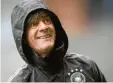  ?? Foto: dpa ?? Joachim Löw, Nationaltr­ainer. Warum auch immer.