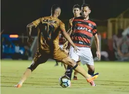  ??  ?? Yago pede tranquilid­ade para o Vitória melhorar o desempenho em casa