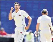  ?? HT/FILE ?? Mumbai’s Dhawal Kulkarni picked up three wickets to star in Mumbai’s 725-run rout.