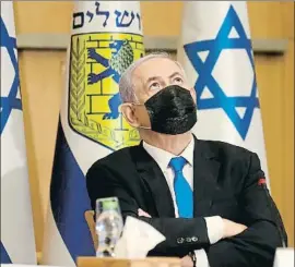  ?? AMIT SHABI / AFP ?? El primer ministre israelià, ahir en l’ajuntament de Jerusalem