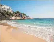  ?? FOTO: DPA ?? Immerhin: Der Strand auf Mallorca ist bis 22 Uhr zugänglich.