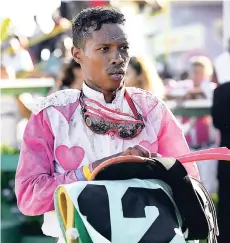  ?? GLADSTONE TAYLOR/PHOTOGRAPH­ER ?? Jockey Anthony Thomas should make no mistakes aboard TRANSITION TIME in the third race at Caymanas Park tomorrow.