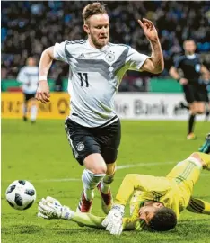  ?? Foto: Swen Pförtner/dpa ?? Will den letzten Schritt in der Qualifikat­ion machen: Cedric Teuchert trifft mit der deutschen U 21 heute Abend in Ingolstadt auf Norwegen.