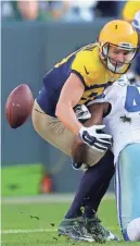  ?? DAN POWERS / USA TODAY NETWORK-WISCONSIN ?? Jordy Nelson fumbles the ball in the game against the Cowboys in October.