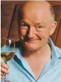  ??  ?? Oz Clarke is a multiple award-winning wine writer, broadcaste­r and author renowned for his tasting skills