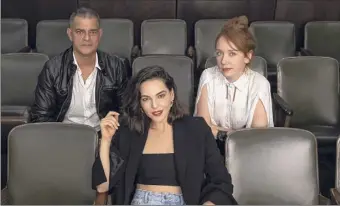  ?? Suzanna Tierie / Netflix ?? Euardo Moscovis, from left, Tania Muller, and Camila Morgado in the new Netflix series “Good Morning Veronica.”