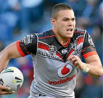  ?? ASHLEY FEDER/GETTY IMAGES ?? Tuimoala Lolohea is looking to put a difficult few weeks behind him with a big performanc­e against the Panthers.