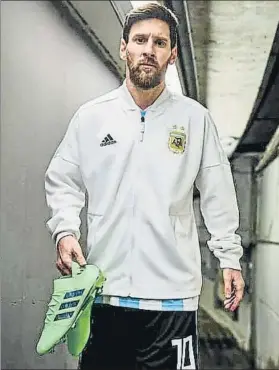  ?? FOTO: ADIDAS ?? Leo Messi, con las botas Adidas Nemeziz que serán para un lector de MD