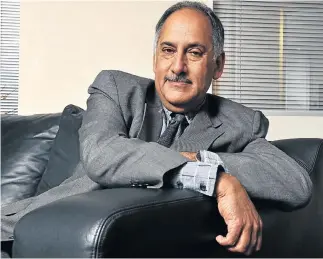  ?? / File picture ?? Committed: Basa MD Cas Coovadia says the banking body is aware of the many challenges relating to distributi­ng social grants, but ‘there’s no technical problem to which we cannot find a solution as an industry’.