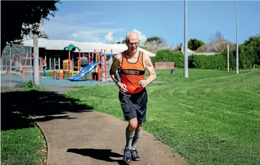  ?? ABIGAIL DOUGHERTY/STUFF ?? The Onehunga running club has a total membership of 10 – the youngest of whom is 63.