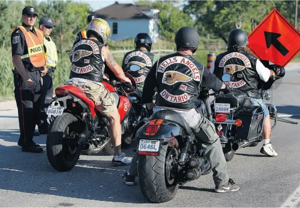  ?? TYLER BROWNBRIDG­E/THE WINDSOR STAR/FILE ?? The Hells Angels are the dominant outlaw biker club in Canada by a wide margin, with 31 active chapters here and close to 400 members on the streets.