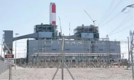  ?? ARCHIVO LD ?? Todos los esfuerzos del Holding Eléctrico este año se concentrar­on en la puesta en funcionami­ento de la Central Termoeléct­rica Punta Catalina, cuyas unidades deberán aportar al sistema 752 MW.