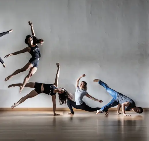  ??  ?? BALANCING ACTS Movement culture blends different discipline­s, from acrobatics to calistheni­cs, to combine grace of movement with bodily fitness. Here and on the last page Teddy Lo, Steph Lee and Vee Lea of Trybe showcase the physical breadth of a...