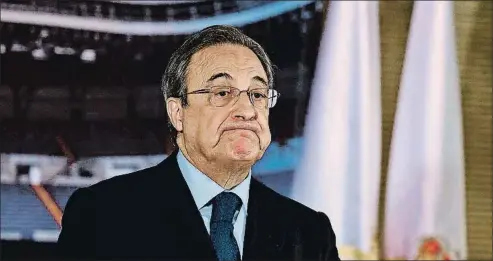  ?? DANI DUCH. ?? FÚTBOL
LA CRISIS DEL REAL MADRID
El presidente del Real Madrid, Florentino Pérez, ya piensa en los cambios de la próxima temporada