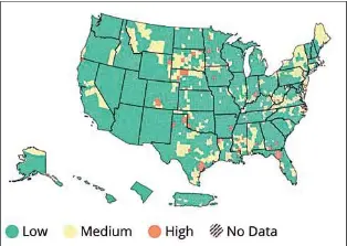  ?? CENTERS FOR DISEASE CONTROL AND PREVENTION ?? A map of the United States shows COVID-19 transmissi­on rate by county. Green indicates low transmissi­on rate; yellow indicates medium transmissi­on rate and orange marks counties with high transmissi­on rate.