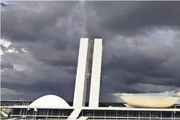  ??  ?? El Congreso. Los industrial­es pidieron al Congreso que prosiga con las reformas económicas que inició la gestión de Michel Temer.