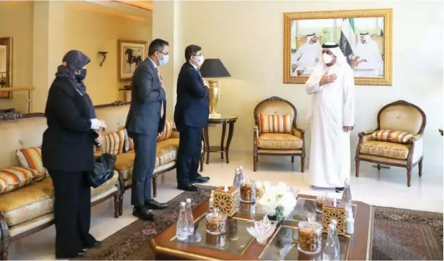  ?? ?? ↑
His Highness Sheikh Saud Bin Saqr Al Qasimi, Supreme Council Member and Ruler of Ras Al Khaimah, receives Hassan Afzal Khan, Consul-general of Pakistan in Dubai, on Monday. WAM